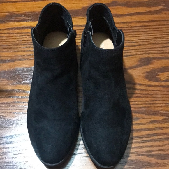 Women’s Black Suede Booties Size 7.5 M - Picture 5 of 16